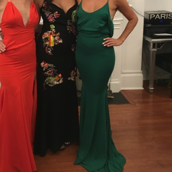 Gemeli Power Barthelemy Gown - Picture 2 of 4